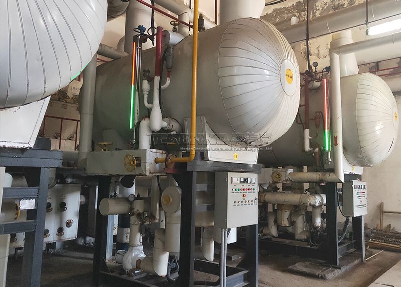 LED磁敏電子雙色液位計(jì)低溫應(yīng)用改造現(xiàn)場(chǎng)